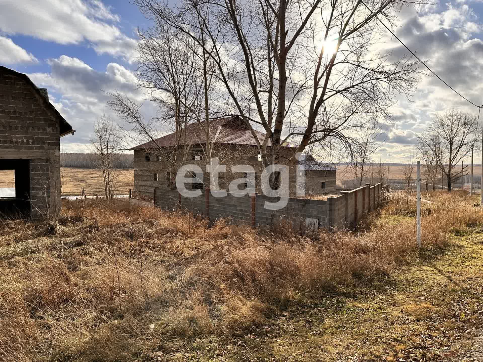 Продам 3-этажн. дом 500 кв.м. Северо-Енисейский в Красноярске в Справочной  уcлуг 2999999.ru